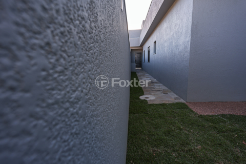 Image 16 - 926526