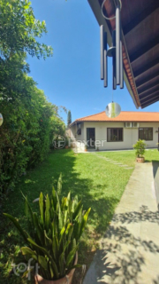 Image 32 - 926553