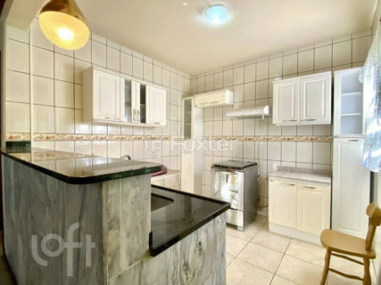 Image 33 - 926568