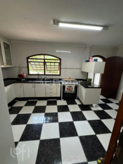 Image 11 - 926611
