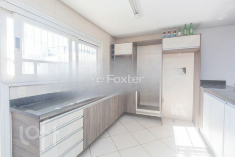 Image 3 - 926630