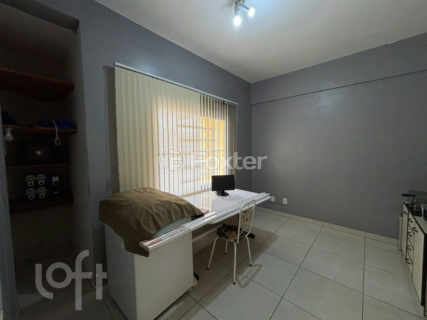 Image 7 - 926661