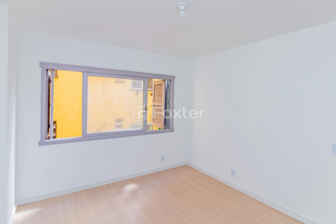 Image 7 - 926761