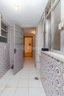 Image 33 - 926761