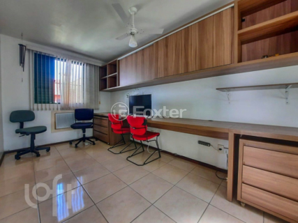Image 4 - 926776