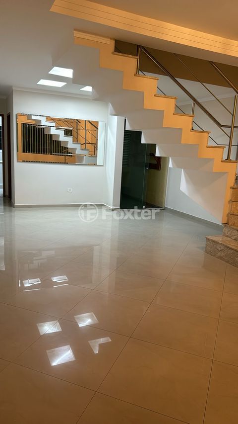 Image 4 - 926844