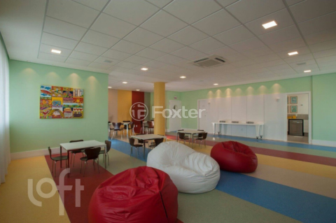 Image 33 - 926981
