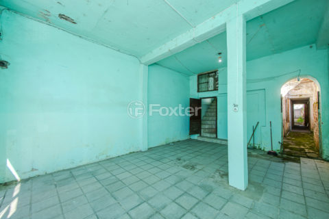 Image 24 - 927019