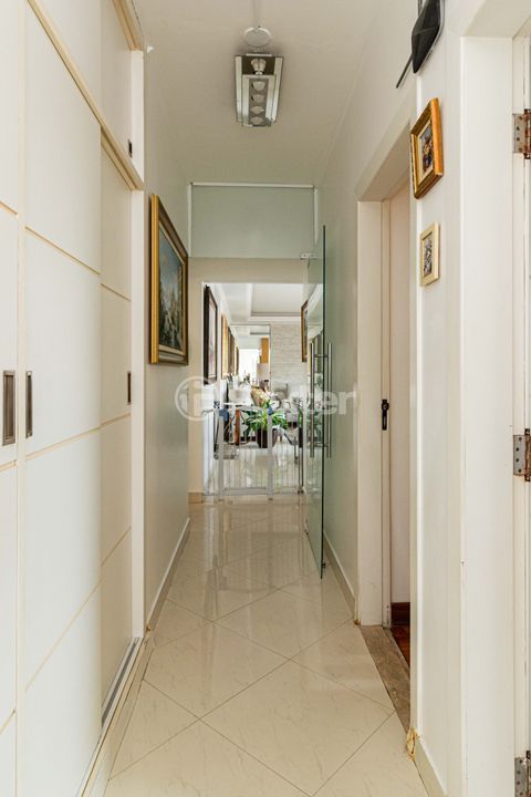 Image 23 - 927038