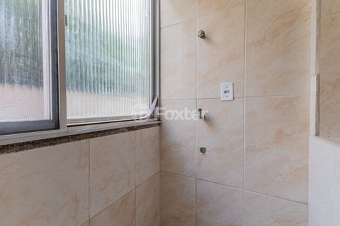 Image 19 - 927123