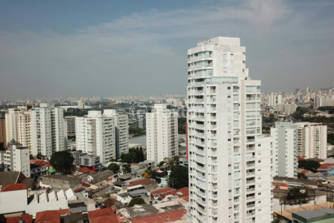 Image 35 - 927336