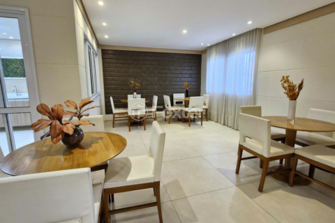 Image 33 - 927336