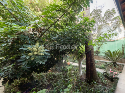 Image 4 - 927364