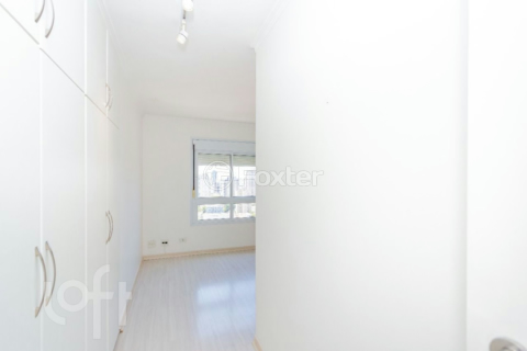 Image 42 - 927407
