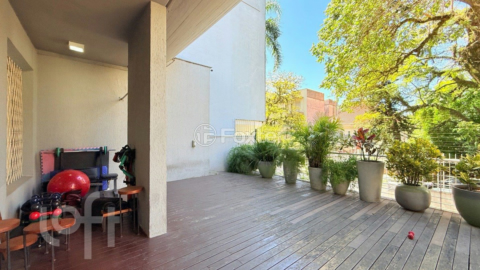 Image 33 - 927415