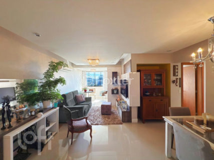 Image 3 - 927544