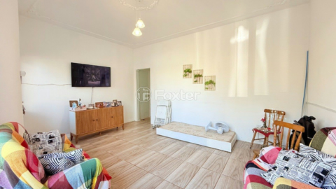 Image 3 - 927557