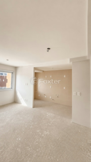 Image 6 - 927597