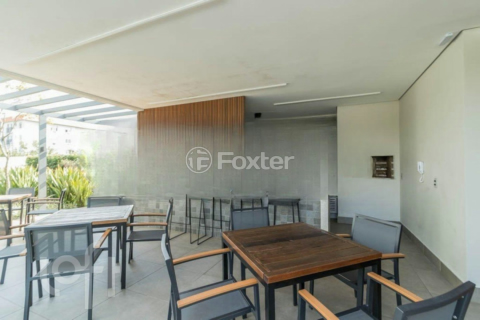 Image 21 - 927676