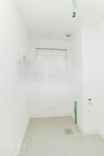 Image 7 - 927676