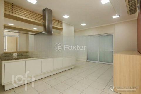 Image 41 - 927744