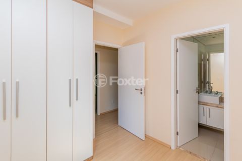 Image 31 - 927756