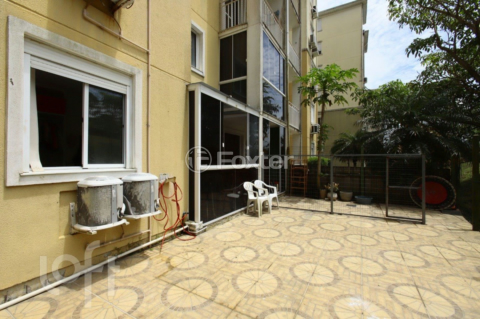Image 7 - 927853