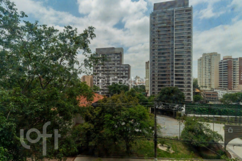 Image 23 - 928062