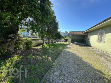 Image 3 - 928075