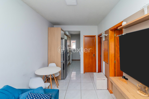 Image 3 - 928122
