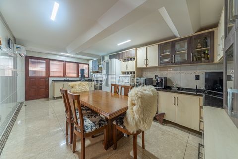 Image 36 - 928134