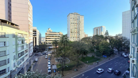 Image 4 - 928153