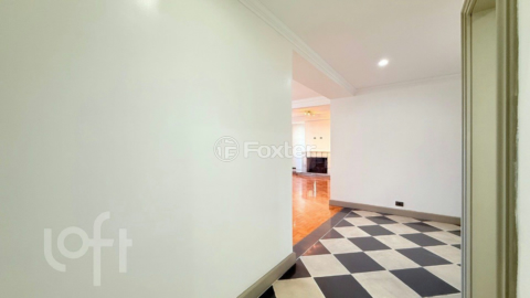 Image 37 - 928153