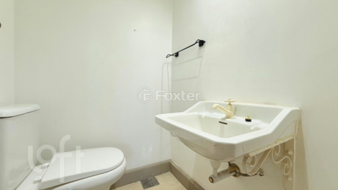 Image 35 - 928153