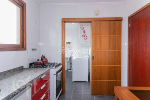 Image 8 - 928417