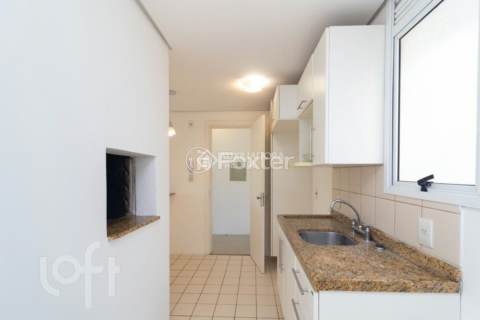 Image 4 - 928436