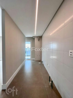 Image 4 - 928444