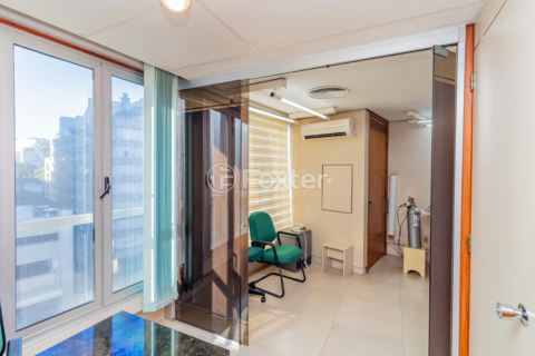 Image 7 - 928475