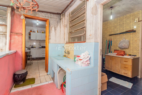 Image 32 - 928478