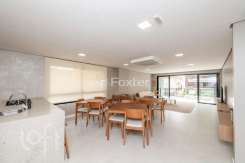 Image 22 - 928499