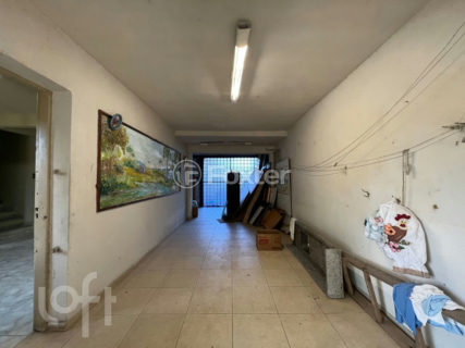Image 32 - 928540