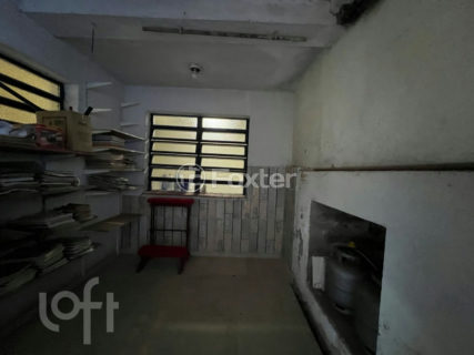 Image 33 - 928540