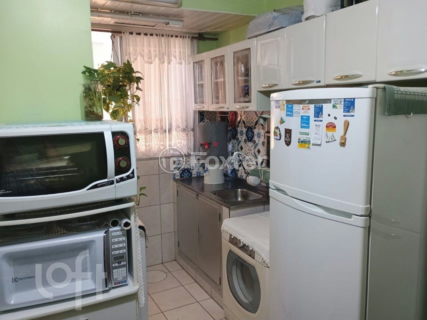 Image 5 - 928563