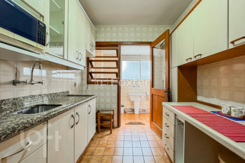 Image 3 - 928656