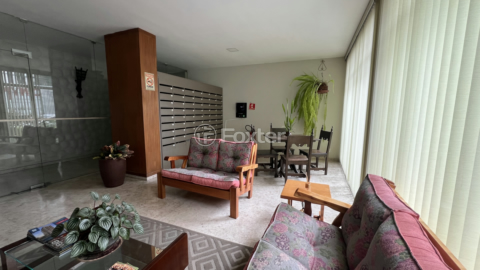 Image 11 - 928665