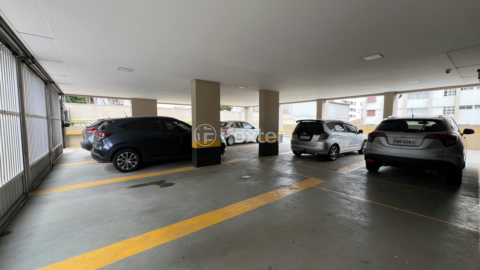 Image 8 - 928665