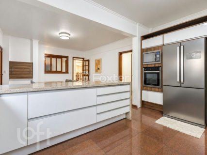 Image 35 - 928705