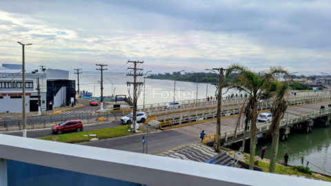 Image 30 - 928755