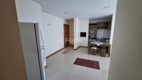 Image 33 - 928755