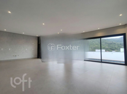 Image 3 - 928765